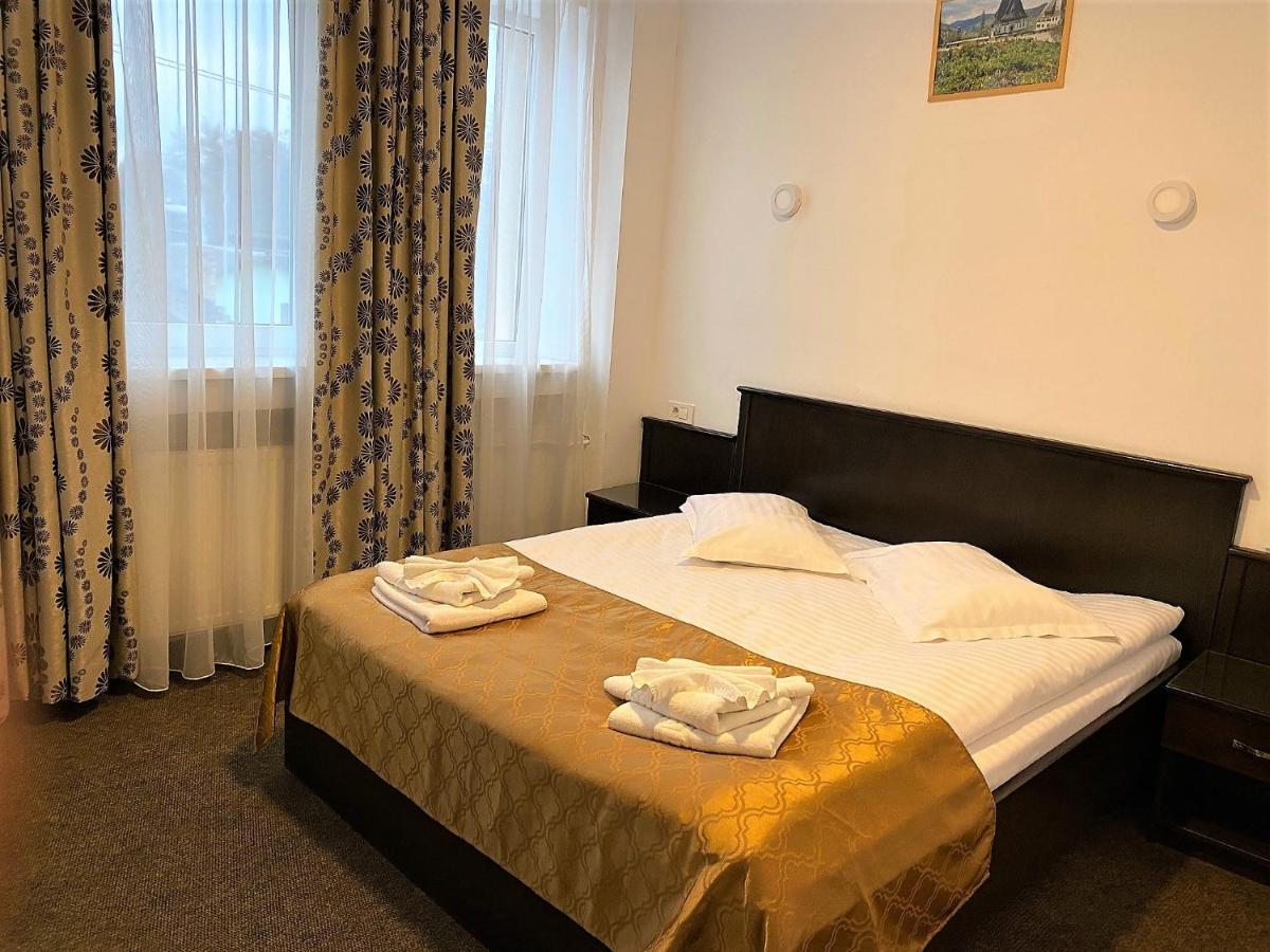 Hotel Craiasca Окна-Шугатаг Экстерьер фото